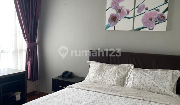 Essence Darmawangsa Apartment, Comfortable, Friendly Price - 2BR Furnished