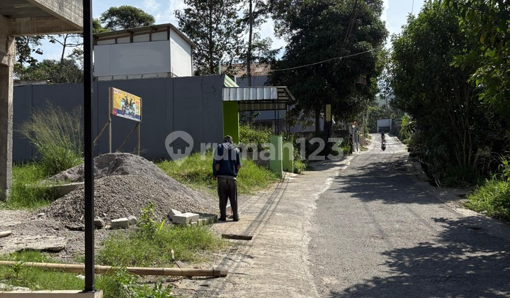 Not an Ad! Shop House Ready to Profit! Busy Location in Cileunyi 2