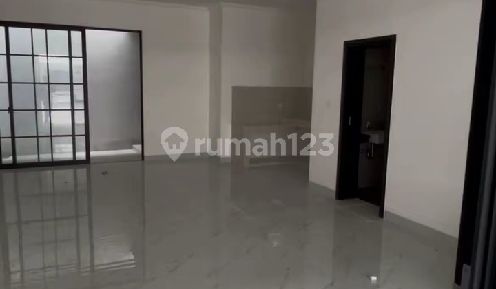 Dijual - Rumah Style American Classic di Pik2. Elegan Banget! 2