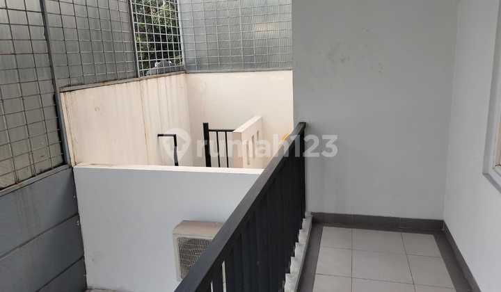 Disewakan Rumah Semi Furnished di Sutera Alba Alam Sutera 2