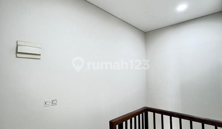 For Sale 6X12 Body Position House in BSD Sevilla Park 2