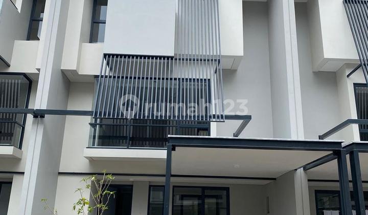 Dijual Rumah 3.5 Lantai di Cluster Impresahaus, Tabebuya BSD City