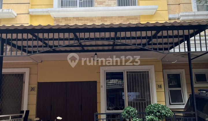 For Sale Fully Renovated Move-In Ready House in Amarillo Village Gading Serpong