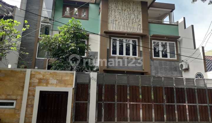Ready-to-Occupy House at Bendungan Hilir, Central Jakarta