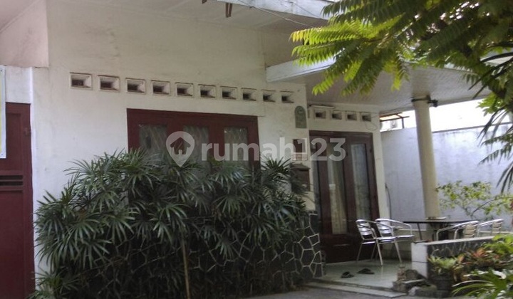 Dam Canal House, Central Jakarta