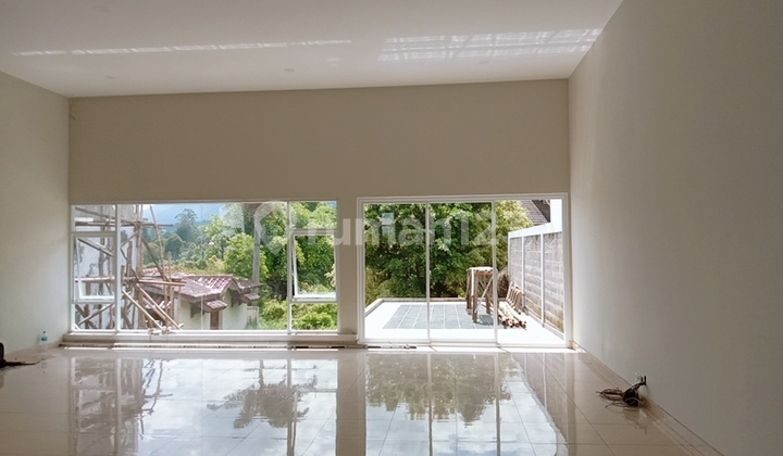 Jual Cepat Villa Jayagiri Lembang, Harga di Bawah Appraisal