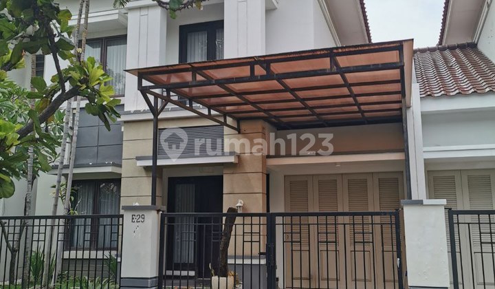 2-Story House in Central Park A Yani Surabaya Ready for Occupancy 2-Story House in Central Park A Yani Surabaya Ready for Occupancy