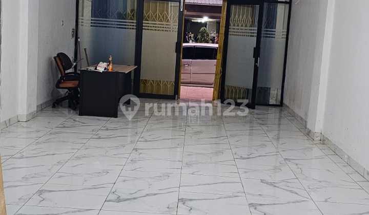[en] For Sale: Ready-to-Occupy Furnished Shop House in Taman Palem, Cengkareng, West Jakarta 2