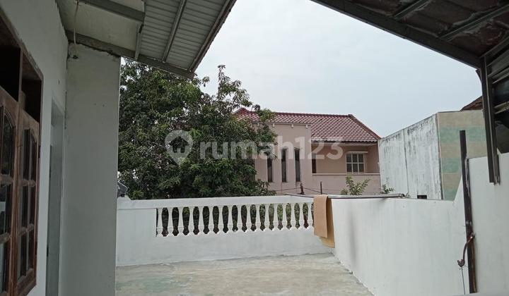 Rental Ready-to-Occupy House in Cempaka Barat, Central Jakarta