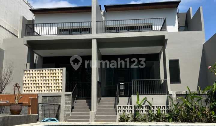 New House Setraduta Lavida Ready to Occupy New House Setraduta Lavida Ready to Occupy