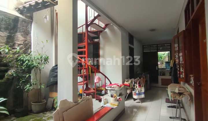 Dijual Rumah Terawat Siap Huni 1,5 Lantai Dekat Griya Padjajaran Dijual Rumah Terawat Siap Huni 1,5 Lantai Dekat Griya Padjajaran