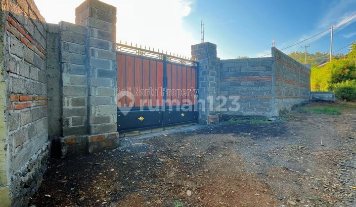 Tanah Super Premuim dan Sudah Berpondasi Bertembok Pagar Keliling