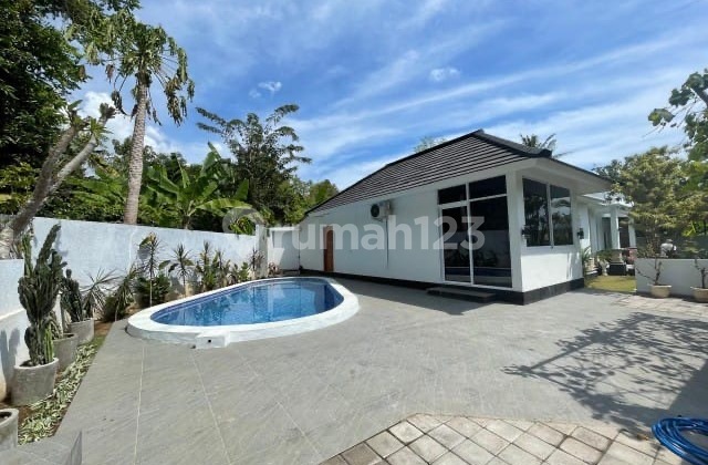 Exclusive Freehold Villa For Sale In Central Lovina