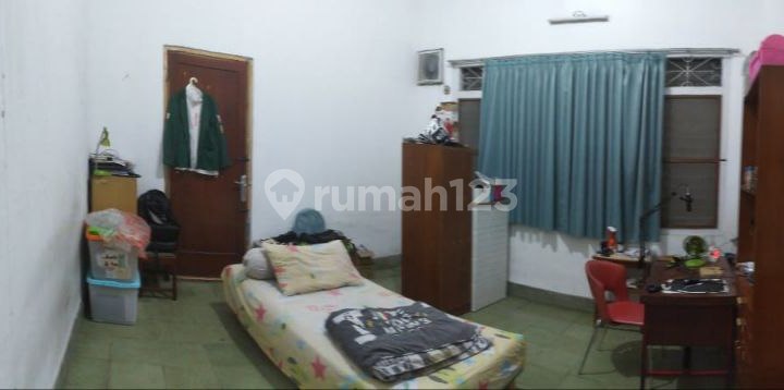 Dijual Rumah Tua Daerah Tebet 2