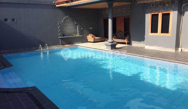 Rumah Mewah Private Pool Lebak Bulus