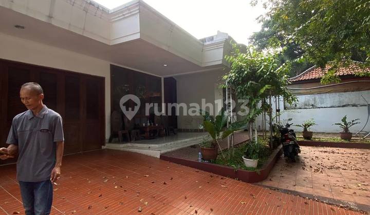 Rumah Komersial Menteng dengan Akses Mudah