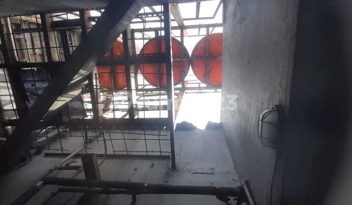 Ruko Main Jaksel: Limited Units on Busy Route.