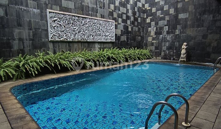 Rare! Luxury House in Menteng with Private Pool - Elite Area, Limited Units! Rare! Luxury House in Menteng with Private Pool - Elite Area, Limited Units!