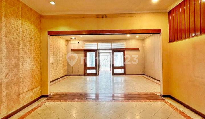 Rumah Prestisius Menteng - Lokasi Super Strategis di Jantung Jakarta
