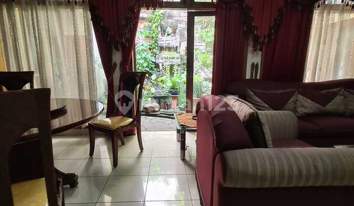 Langka! Rumah Menteng di Jalan Besar Posisi Premium 2