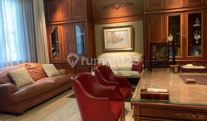 The Ultimate Menteng Home - Taman Luas, Interior Eropa 2