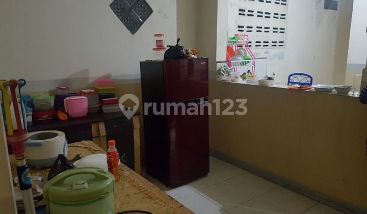 For Sale 3-Story Female Boarding House Fully Furnished Strategic Location 2