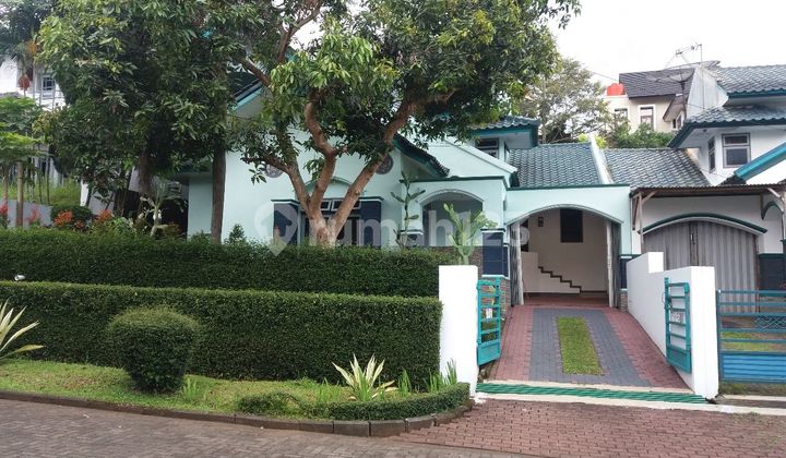 House for Sale 2.5-Story Villa Bandung Indah 2