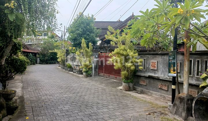 Residential House in Sidakarya with a Peaceful Atmosphere 2