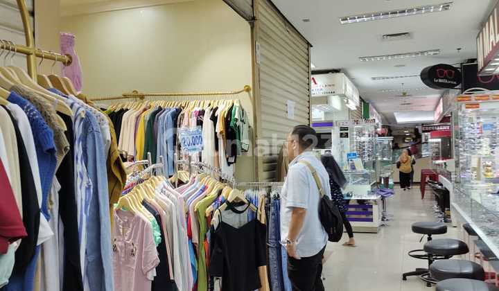 Strategic Kiosk for Rent at ITC BSD Ground Floor, Ready for Immediate Business 2