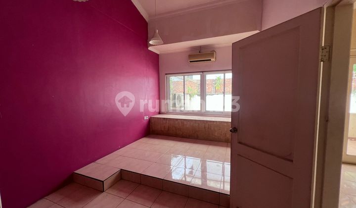 For Rent: Strategic House for Business or Residence in Rawa Buntu, BSD 2