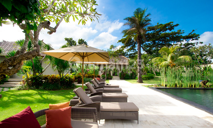 Disewakan Villa Mewah Beachfront di Canggu Bali - Langsung Pantai