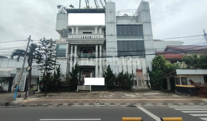 Price Starting From 6.7 Billion! Prime Location Commercial Building in Cempaka Putih, Central Jakarta.