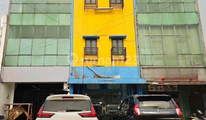 Ruko Parkir Luas Strategis 3,5 Lantai, Ramai 2 Arah, Cirendeu Ruko Parkir Luas Strategis 3,5 Lantai, Ramai 2 Arah, Cirendeu