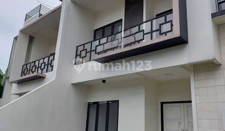 Rumah Bagus Luas Tanah 125,Dekat Tol Limo, Cinere 2