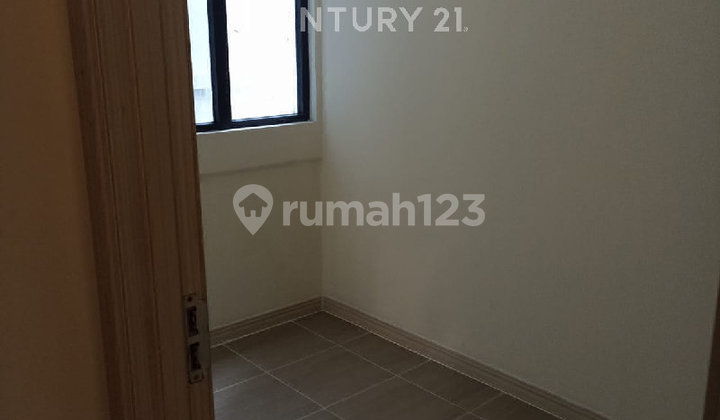 Meikarta District 1 Tower Rosewood Floor 35 New Unfurnished Air-Conditioned