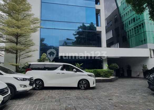 Di Jual Gedung 6 Lantai HGB Menteng Jakarta Pusat