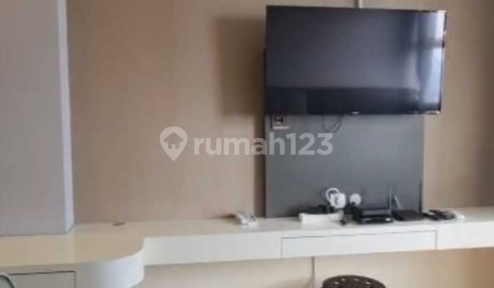 BSD City Near Toll Access Tusqany Apartment Furnished Ready to Occupy 2