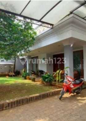 Di Jual Rumah 2 Lantai Pool di Radio Dalam Jaksel Di Jual Rumah 2 Lantai Pool di Radio Dalam Jaksel