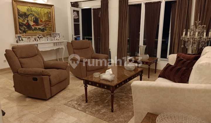 Ciganjur Modern Minimalist House with Swimming Pool 2.5 Floors 2