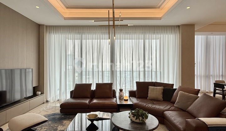 Regent Residences 3 Bedroom 251Sqm Furnished Interior Designer Private Lift Ready to Occupy