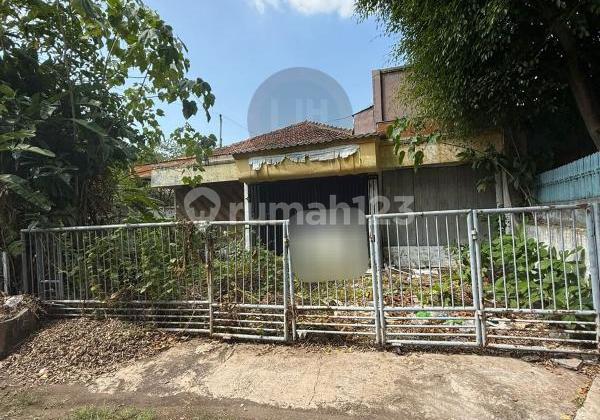 Rumah cocok untuk usaha di jalan Puspowarno 1