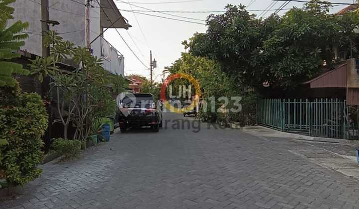 Rumah dua lantai di Semarang Timur 2