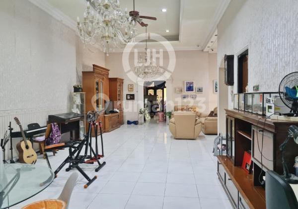 Rumah Siap Huni di Jalan Guntur 1