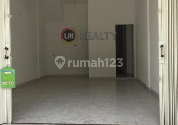 Ruko bagus di jalan Imam Bonjol 2