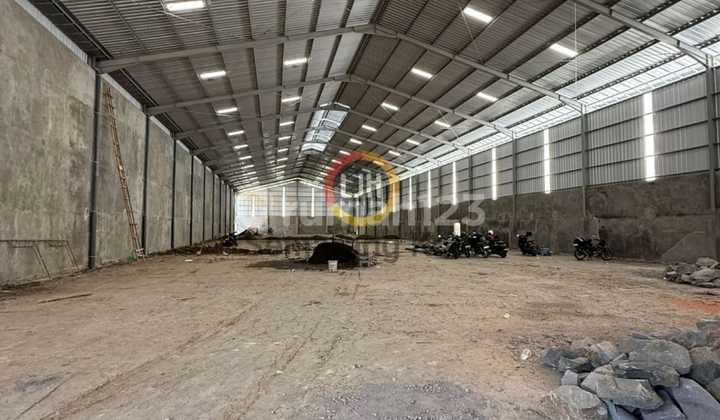 Nice warehouse in Candi Industrial Area 1