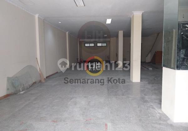 Ruko di jalan Gajahmada 2