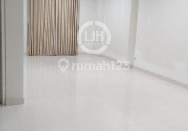 Rumah Siap Huni di Graha Candi Golf 2