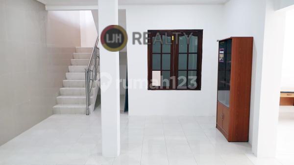 Rumah siap huni di Semarang Indah 1