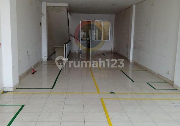 Ruko di tengah kota, jalan Melati 1