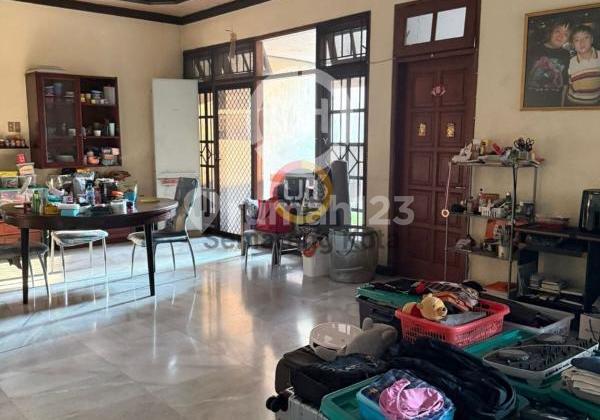 Rumah mewah di Jalan Diponegoro 1